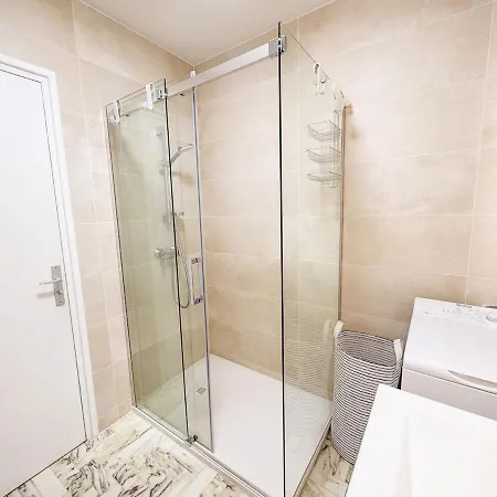 T2 En Rez-de-jardin A Portissol - Proche Centre *